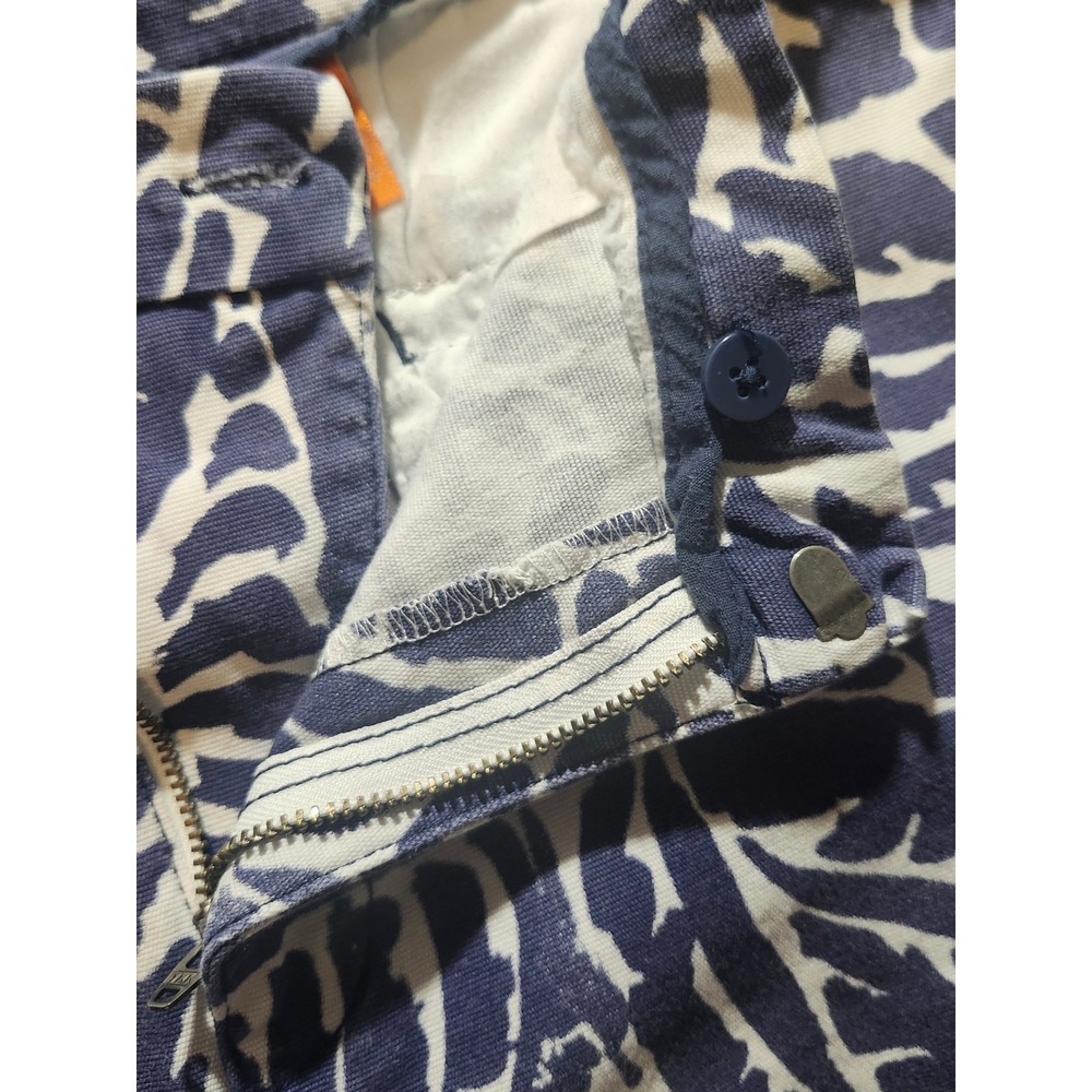 Joe Fresh Chino Shorts Women's Size 16 Tropical Print - Picture 9 of 10